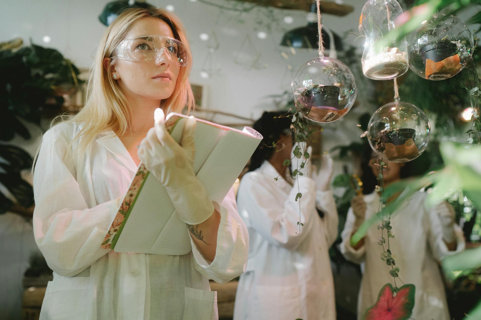 Curiosity Didn't Need a Lab Coat: The New Mexico Housewife Whose Kitchen-Table Discovery Is Still Saving Lives