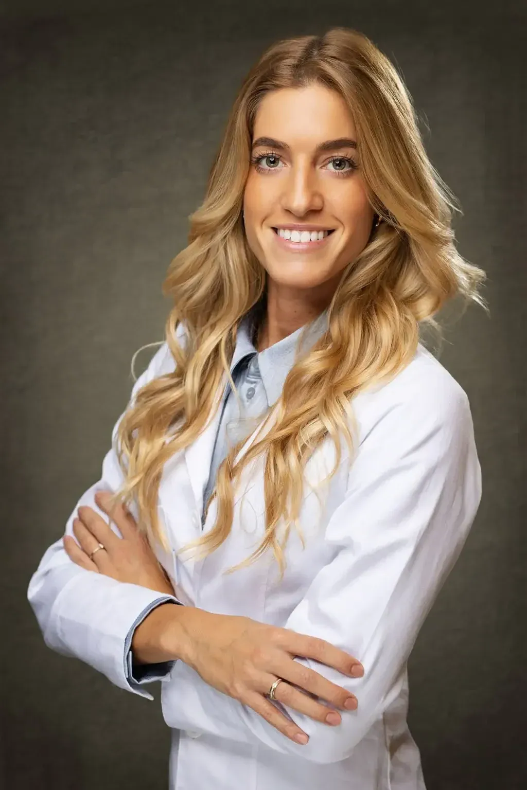 Dr. Renata Solís